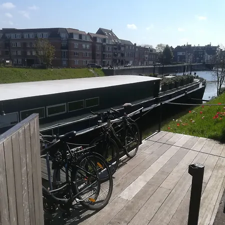 B&B B³ Boat-3